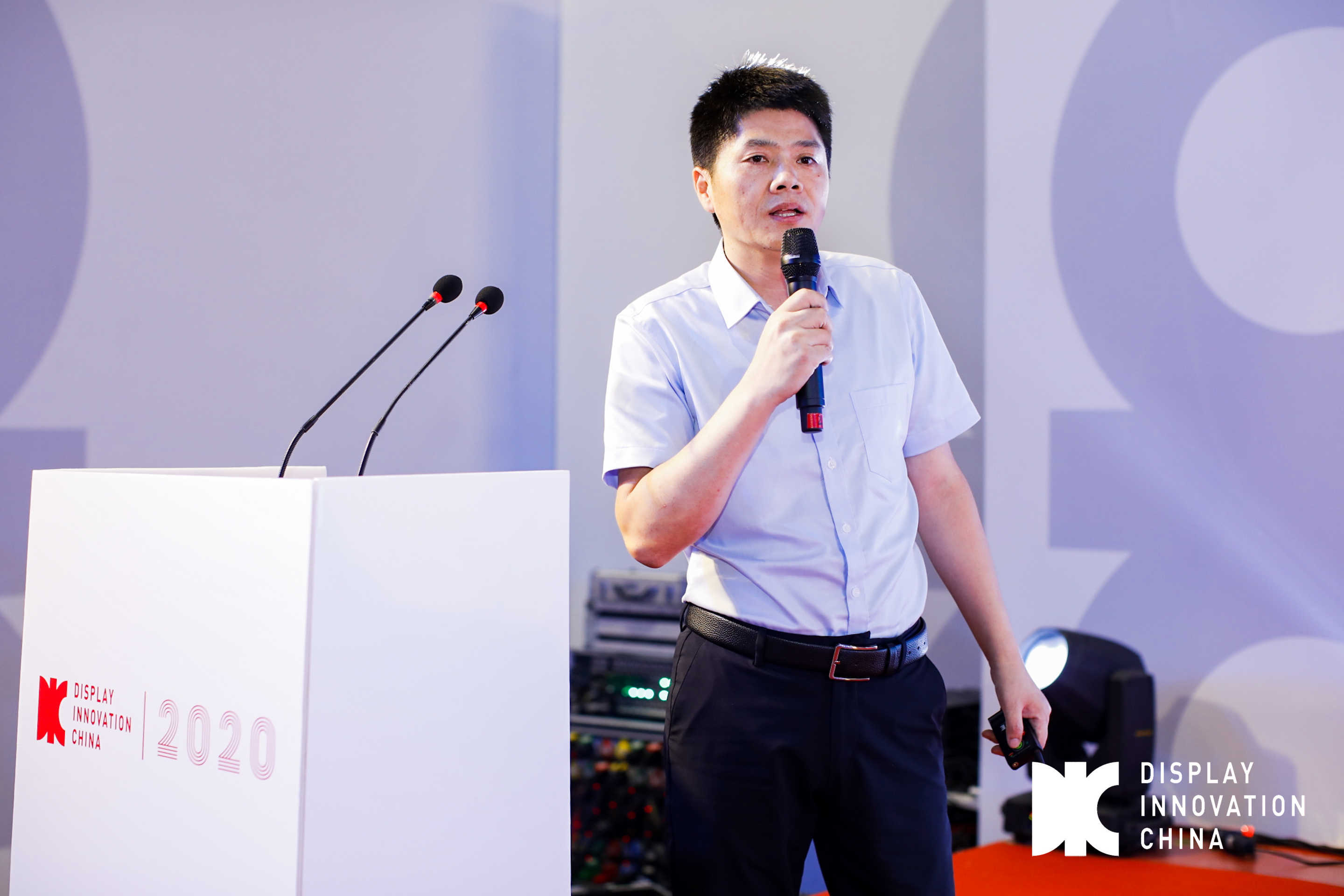 չعˣʨװ DIC EXPOʾչԲĻ